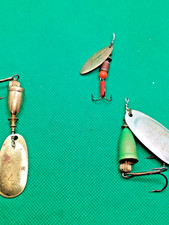 RAPOSA AZUL, GIRADORES DE SINO, MEPPS, SPINNER, PARA PESCA DE TRUTA E SALMÃO. comprar usado RAPOSA AZUL, GIRADORES DE SINO, MEPPS, SPINNER, PARA PESCA DE TRUTA E SALMÃO. comprar usado  Enviando para Brazil