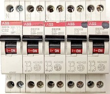Lot disjoncteurs abb d'occasion  Dunkerque-