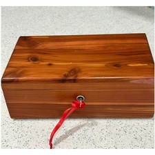 Small vintage cedar for sale  Thomasville