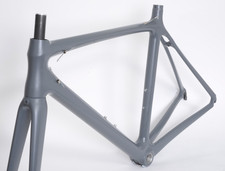 Carbon road bike for sale  LONDON