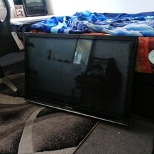 Panasonic viera l32g10b for sale  LUTON