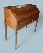 Scrivania antica scrittoio usato Scrivania antica scrittoio usato  Castelfiorentino