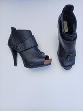 Vera wang ladies for sale  Bedford