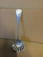 Cuillère saupoudrer louis d'occasion Cuillère saupoudrer louis d'occasion  Neuville-de-Poitou