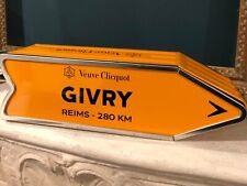 Veuve clicquot arrow for sale  LONDON