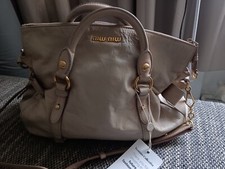 Borsa miu miu usato  Spedire a Italy