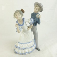 Nao lladro figurine for sale  MIDDLESBROUGH