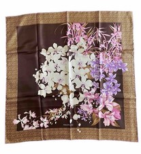 Foulard valentino seta usato Foulard valentino seta usato  Sesto Calende