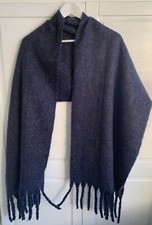 Large chunky navy for sale  PERTH