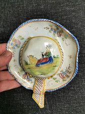 Bouquetière applique faïence d'occasion  Amiens-