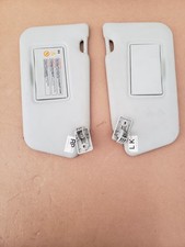 Alette parasole coppia usato  Vimodrone