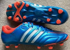 Nuove scarpe calcio usato  Spedire a Italy