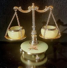 Bilancia decorativa vintage usato  Gemonio