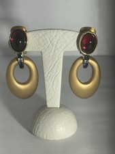 Usado, BALENCIAGA PARIS Bijou Vintage Boucles d'oreilles clips dorées pierres vertes comprar usado  Enviando para Brazil