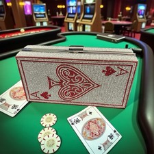 Usado, Cartão de pôquer metal embreagem bolsa de strass cassino Vegas corrente alça bolsa de ombro comprar usado Usado, Cartão de pôquer metal embreagem bolsa de strass cassino Vegas corrente alça bolsa de ombro comprar usado  Enviando para Brazil