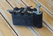 PHILCO Modelo 3615C Preto Moldado Baquelite BLOCK BY-PASS CONDENSADOR Leituras 260.6, usado comprar usado PHILCO Modelo 3615C Preto Moldado Baquelite BLOCK BY-PASS CONDENSADOR Leituras 260.6, usado comprar usado  Enviando para Brazil