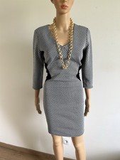 Robe noire blanche d'occasion  Void-Vacon