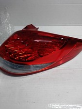 Usado, Conjunto de lanterna traseira direita usado serve: 2016 Hyundai Veloster sem LED acento Ri comprar usado Usado, Conjunto de lanterna traseira direita usado serve: 2016 Hyundai Veloster sem LED acento Ri comprar usado  Enviando para Brazil