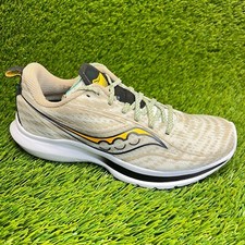 Tênis de corrida esportivo Saucony Kinvara 13 feminino tamanho 7 ouro bronzeado branco comprar usado  Enviando para Brazil