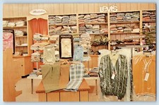 Cartão postal 1970 Levi's Clothing Store Frank's lojas masculinas grandes e altas venda de verão comprar usado  Enviando para Brazil