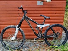 Kona stinky downhill for sale  BLAENAU FFESTINIOG