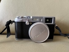 Câmera Digital Fujifilm X100 12.3MP APS-C CMOS EXR 4x Zoom Óptico -100% Funcionando comprar usado  Enviando para Brazil
