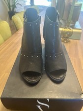 Simply vera wang for sale  Parker