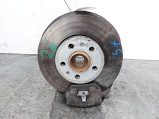 6q0407621ad front hub usato 6q0407621ad front hub usato  Italia