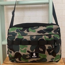 Borsa tracolla mimetica usato  Spedire a Italy