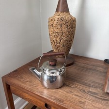 Chaleira de aço inoxidável vintage Farberware 1 qt alças de madeira jacarandá #761 comprar usado  Enviando para Brazil