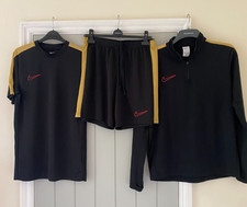 Men black gold for sale  SHEFFORD