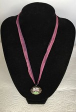 Collier pendentif floral d'occasion  Cergy-