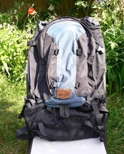 Macpac genesis 85l for sale  KINGSTON UPON THAMES