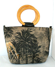 Bueno giraffe tapestry for sale  CHARD