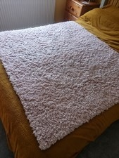 Sienna fluffy rug for sale  TADLEY