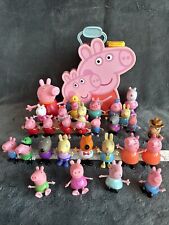 Usado, Estojo de transporte Peppa Pig e lote de 29 estatuetas Coelho, Múmia, George Nick Jr comprar usado  Enviando para Brazil