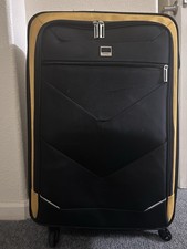 Traveling set medium for sale  Manteca