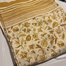 Toalha de mesa Williams Sonoma ouro amarelo design floral 100% algodão 70x106” comprar usado Toalha de mesa Williams Sonoma ouro amarelo design floral 100% algodão 70x106” comprar usado  Enviando para Brazil