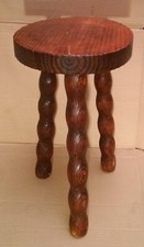 Ancien tabouret tripode d'occasion  Les Andelys