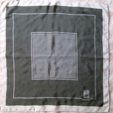 Burberrys london foulard d'occasion  Montferrand-le-Château