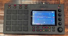 Akai mpc live d'occasion  Expédié en Belgium
