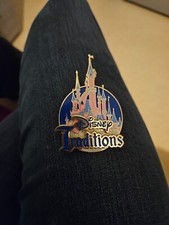 Pin château disney d'occasion  Cambrai