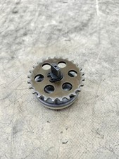 Engine oil pump d'occasion  Expédié en Belgium