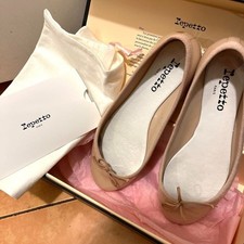 Décolleté antipioggia repett usato Décolleté antipioggia repett usato  Spedire a Italy