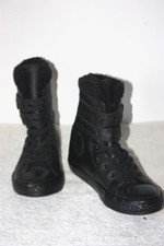 Converse baskets montantes d'occasion Converse baskets montantes d'occasion  La Roche-Posay