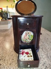 Kleiner holzbrauner schmucksch gebraucht kaufen Kleiner holzbrauner schmucksch gebraucht kaufen  Bexbach