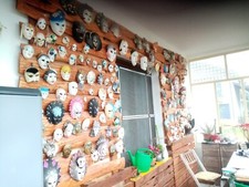Maschere decorative multicolor usato  Cirie