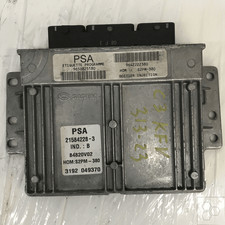 21584228 centralina iniezione usato  Italia