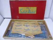 Maquette bois avion d'occasion  Orange