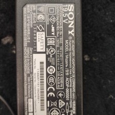 Alimentatore originale 19.5v usato  Ascoli Piceno